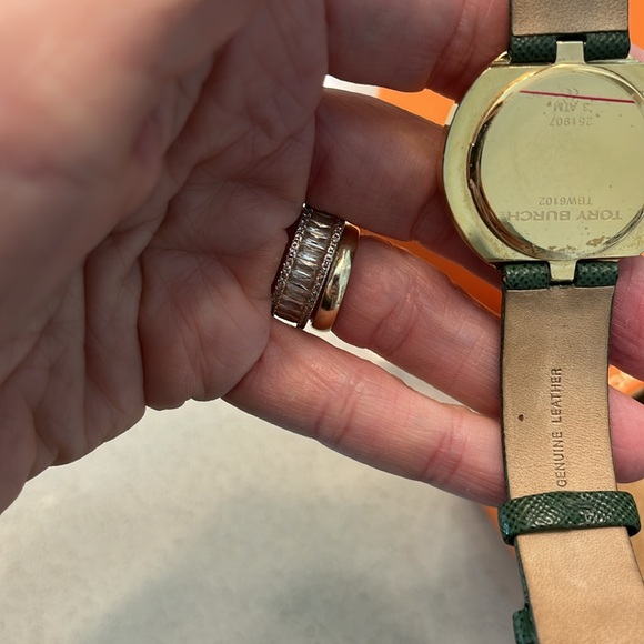 Tory Burch watch - Picture 6 of 7